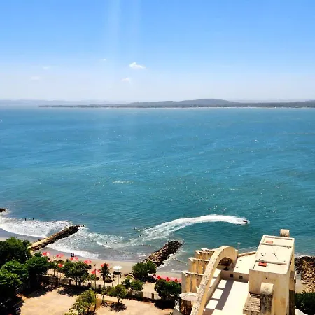 Bonito Apartamento De Alcoba Con Excelente Vista Al Mar *